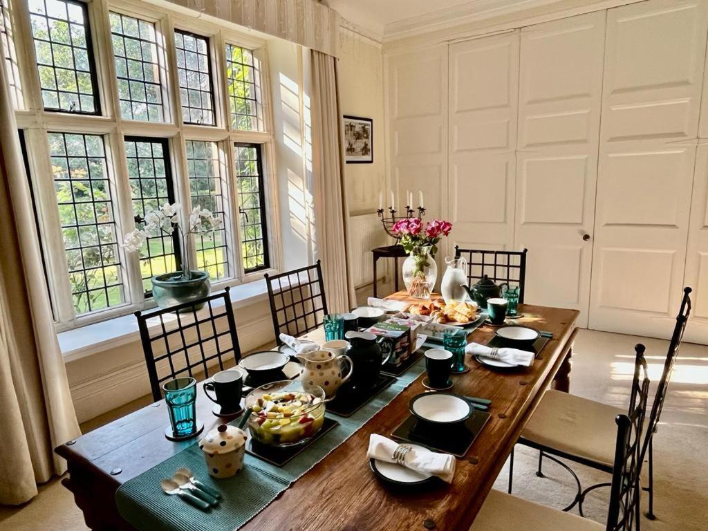 Great BadmintonParsonage House, Badminton住宿加早餐旅馆 外观 照片